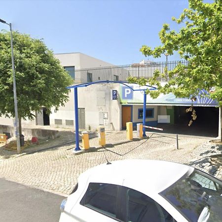 Afonso Galo Guest Apartments I Almada Esterno foto